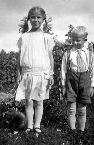 KerttuJaIlmari.jpg (28K)